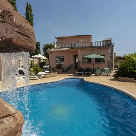 Сasa de vacaciones Belvilla By Oyo Casa Ausias El Vendrell