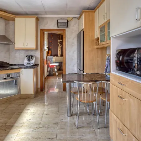 Сasa de vacaciones Belvilla By Oyo Casa Ausias El Vendrell